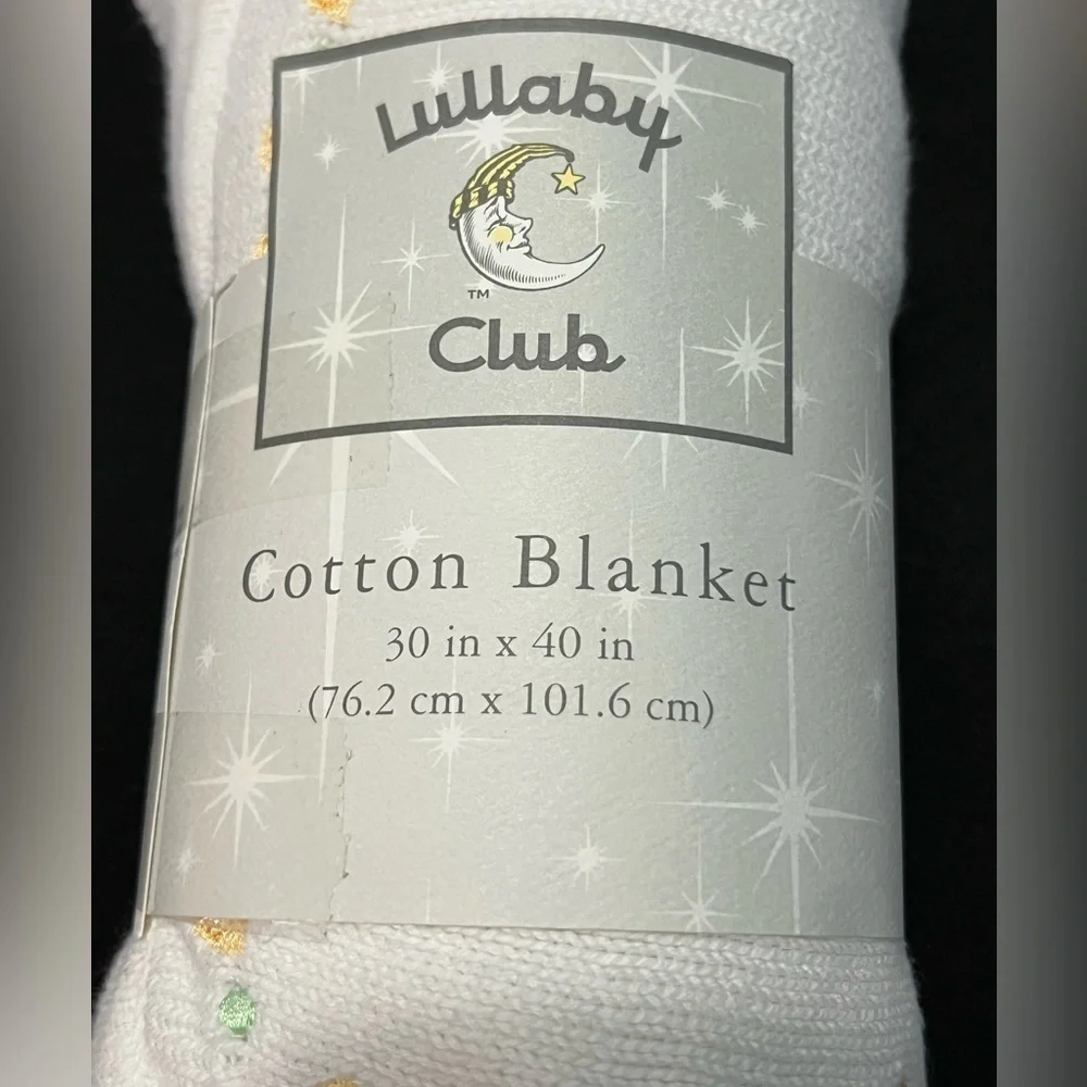 LULLABY Club Cotton Blanket White W/ Yellow Ducks Border 30 in x 40 in
